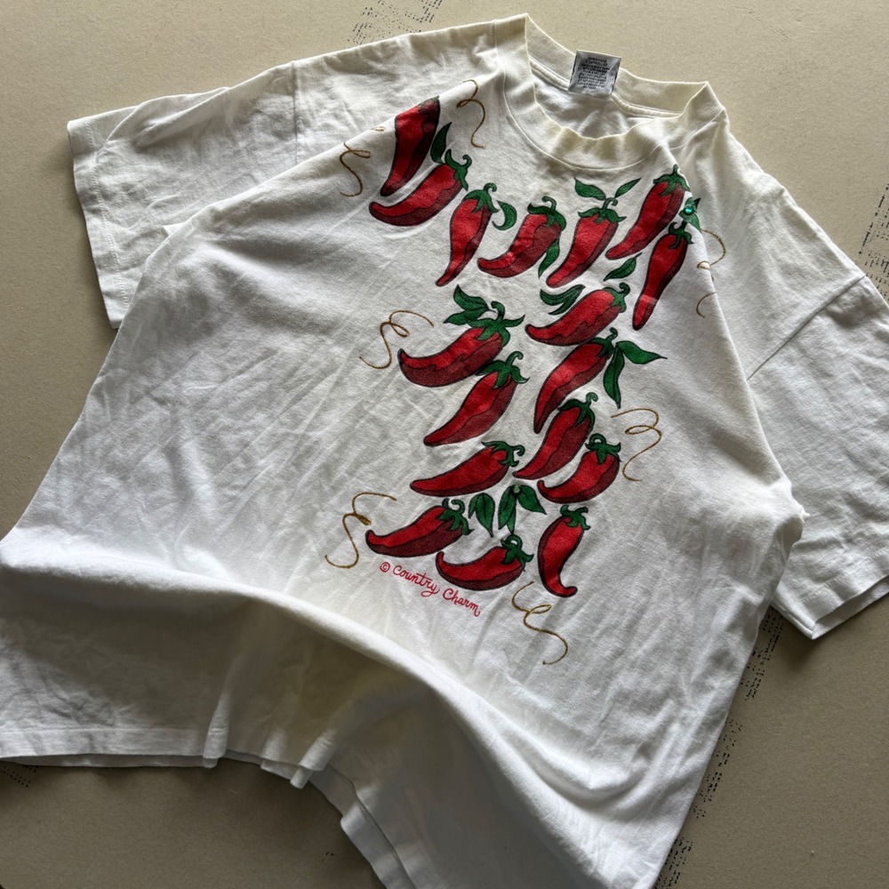 Vintage 90s Lee Country Charm Chili Pepper T-shirt